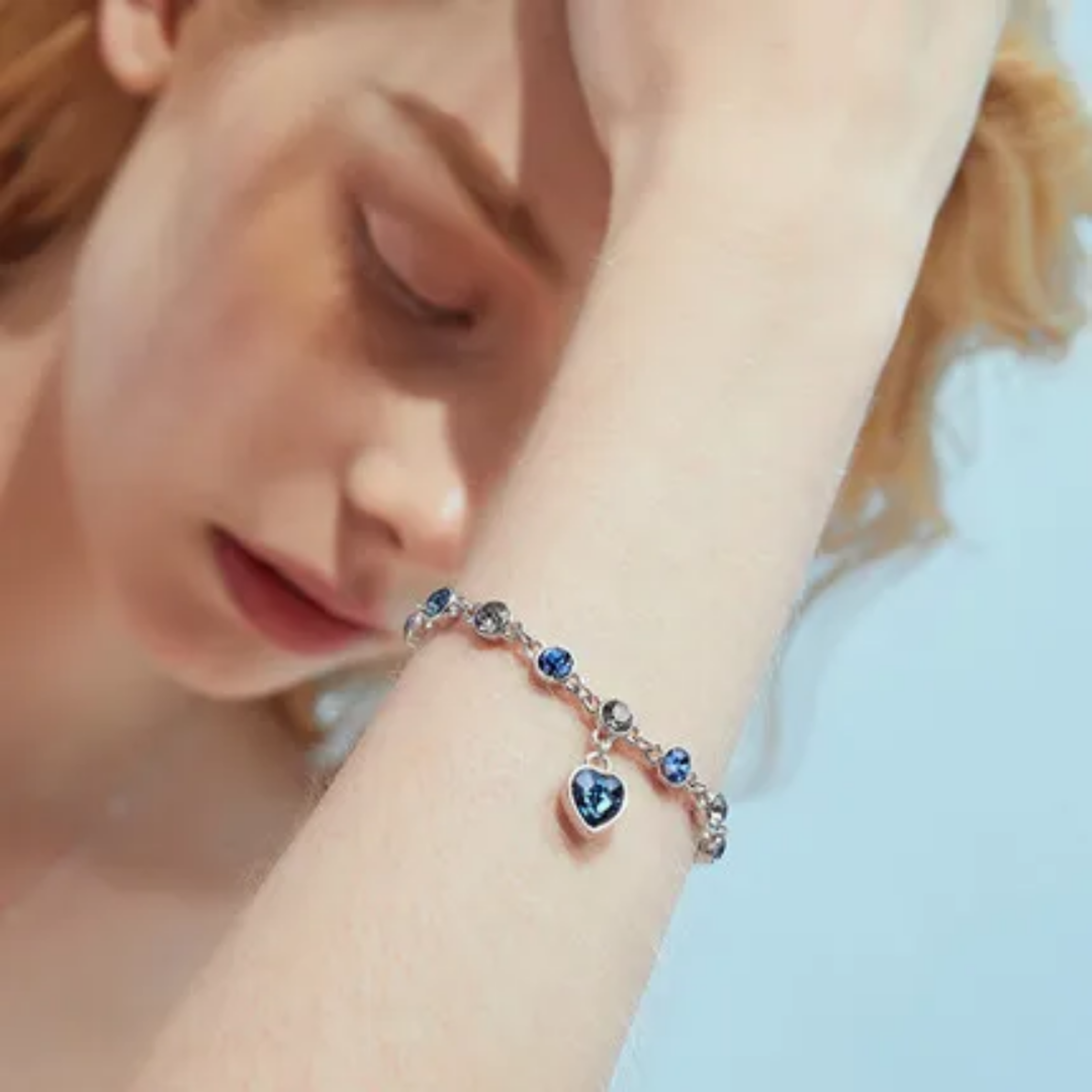 Women’s Silver Bracelet with Blue Heart Crystal Charm – Elegant Jewelry Gift for Her