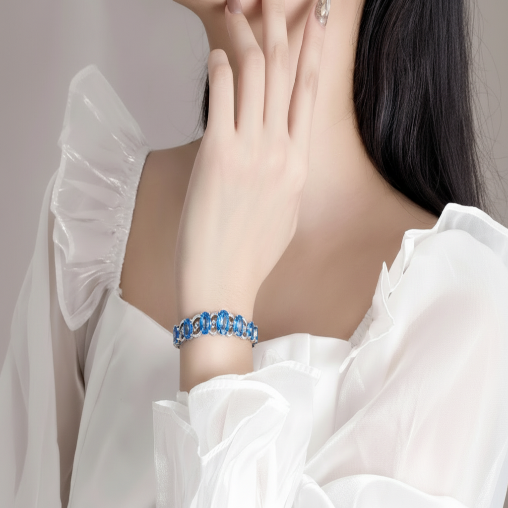 Elegant Silver Heart Bracelet – Sparkling Blue Crystal Charm Jewelry, Adjustable Gift for Women & Teens