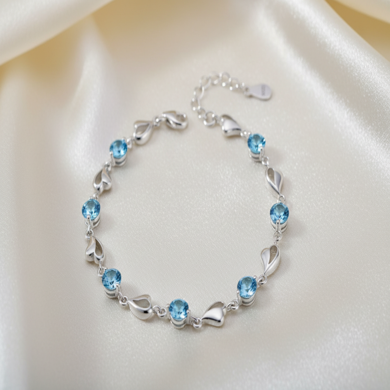 Elegant Silver Heart Bracelet – Sparkling Blue Crystal Charm Jewelry, Adjustable