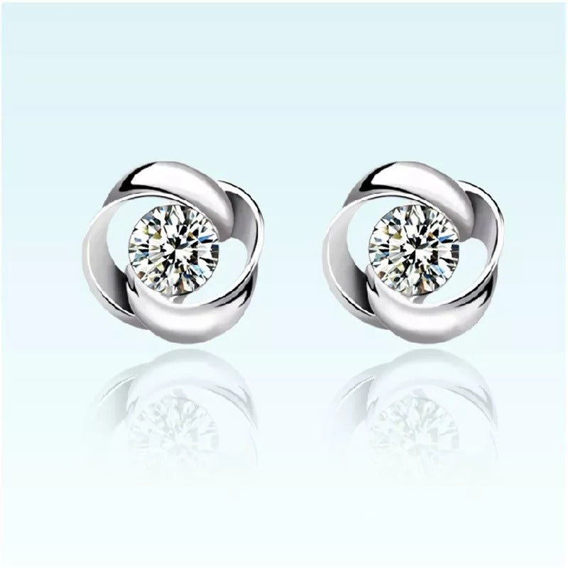 Women’s Silver Retro Earrings – Vintage Style Dangle Jewelry for Everyday & Party Wear