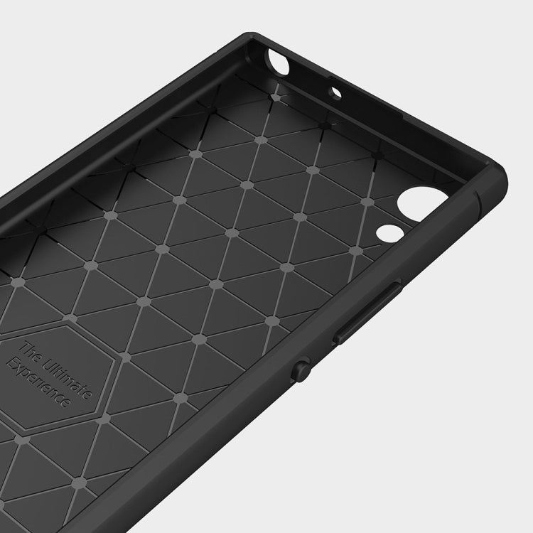 Für Sony Xperia XA1 Gebürstete Textur Kohlefaser Stoßfeste TPU Robuste Schutzhülle (Schwarz)