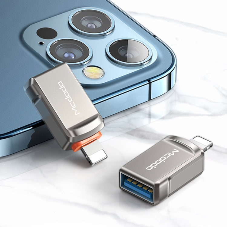 MCDODO USB 3.0 Buchse auf 8 Pin Stecker OTG Konverter USB-Flash-Disk, 8 Pin
