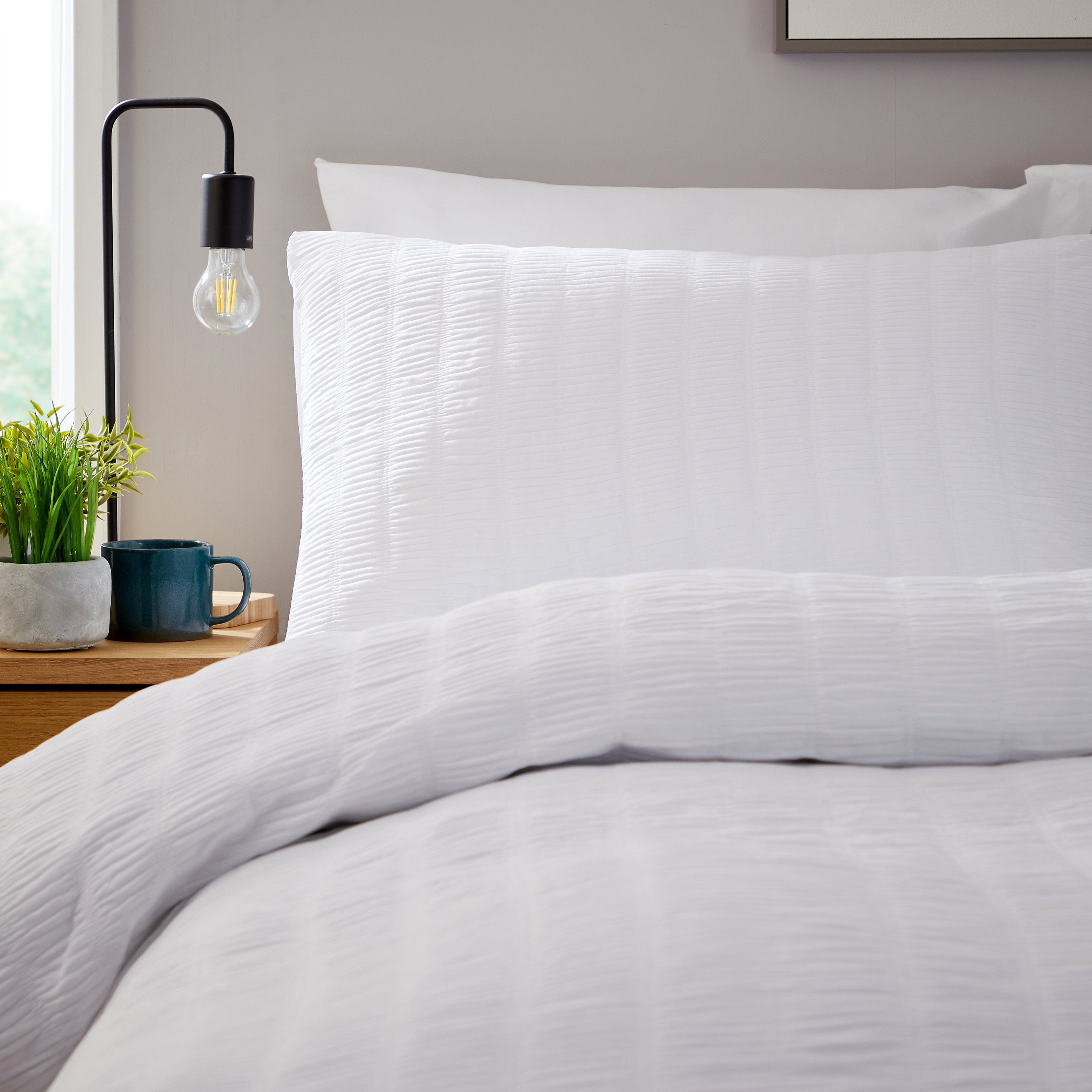 OLIVIA ROCCO Belgravia White Microfibre Duvet Cover Set With Pillowcases Soft Easy Care