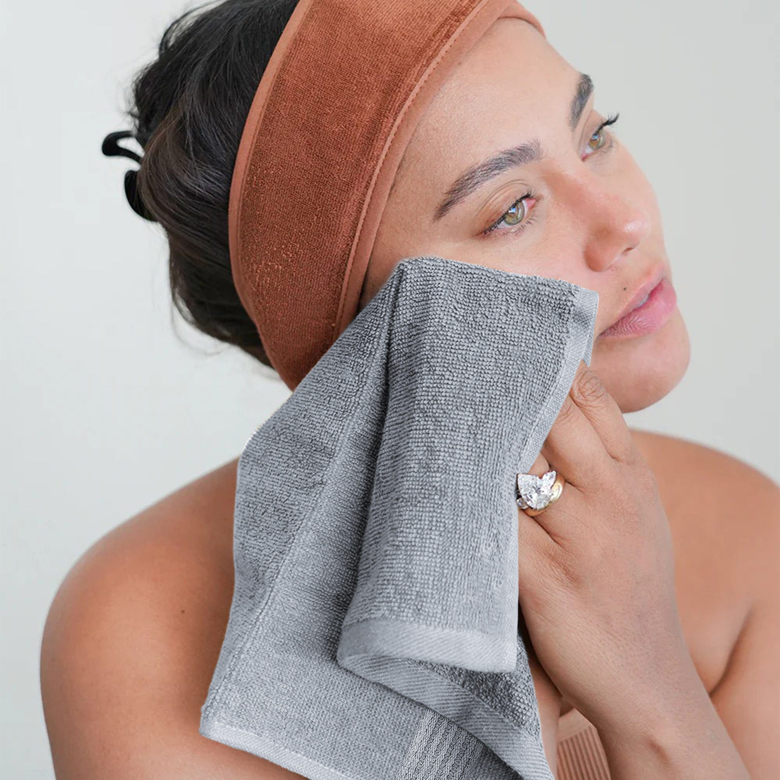 OLIVIA ROCCO Rhodes Towel Silver 100 Percent Cotton Hotel Quality Soft And Ultra Absorbent Hand Bath Towels Sheets And Face Cloths Set