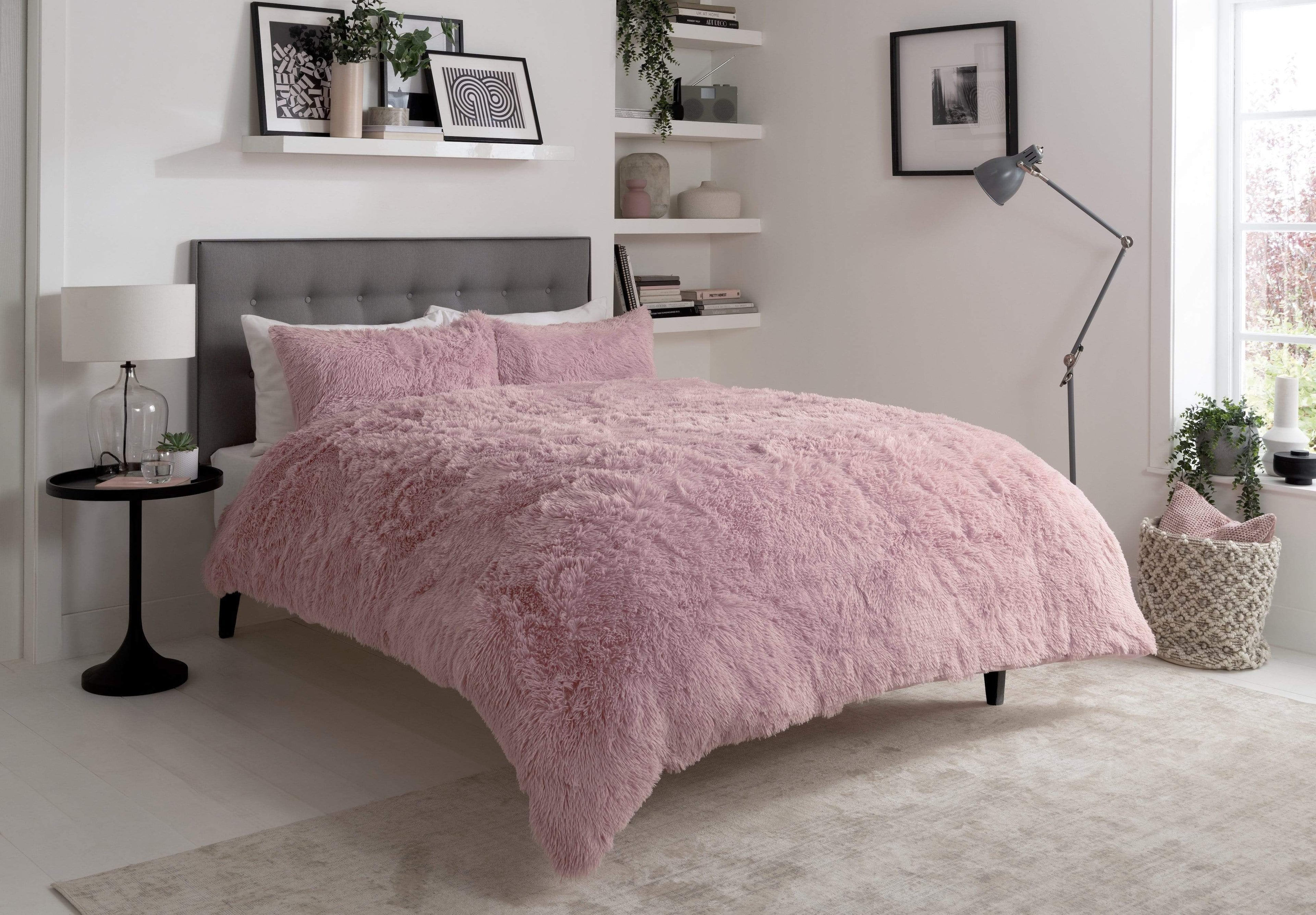 OLIVIA ROCCO Snuggle And Cuddle Faux Fur Duvet Set, Extra-Soft Long Pile, Winter Warmth, Available In Multiple Sizes And Elegant Colors