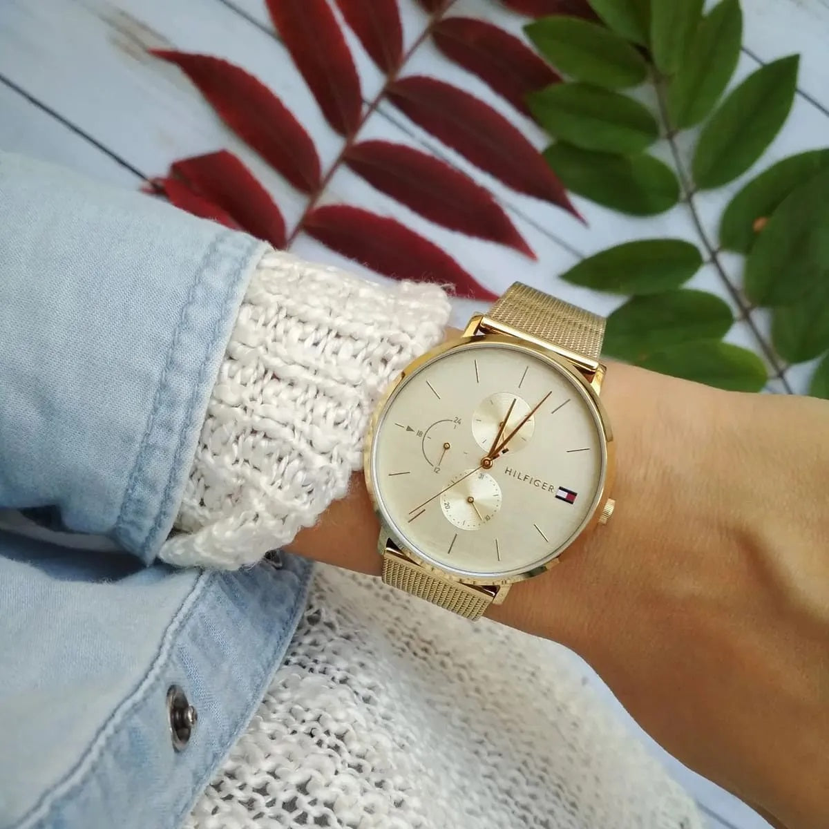 Tommy Hilfiger Women’s Watch Stainless Steel Gold Mesh Strap With Gold Dial 1781943 Jenna